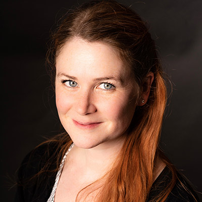 Headshot of Stacey Hedge