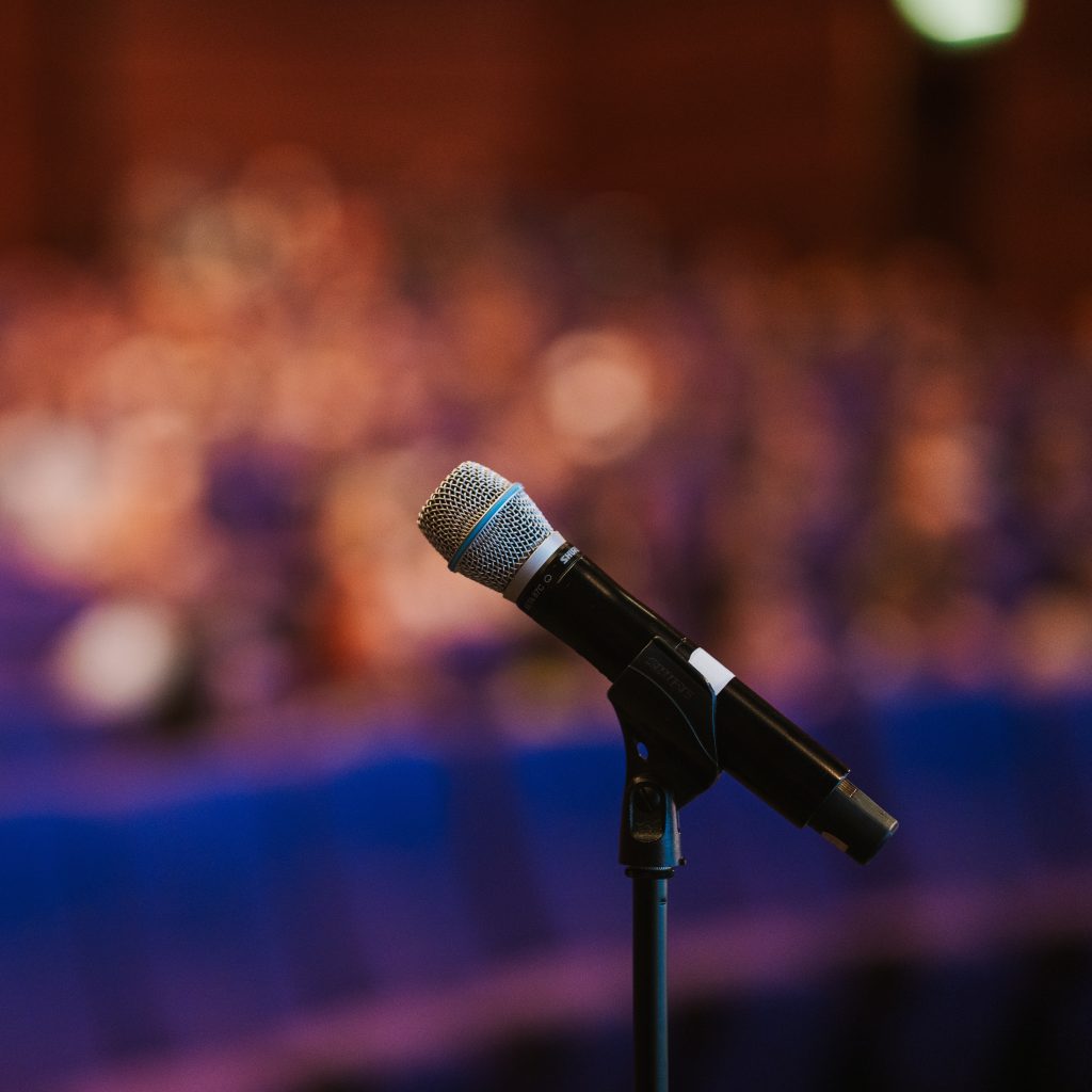 Microphone in an auditorium 